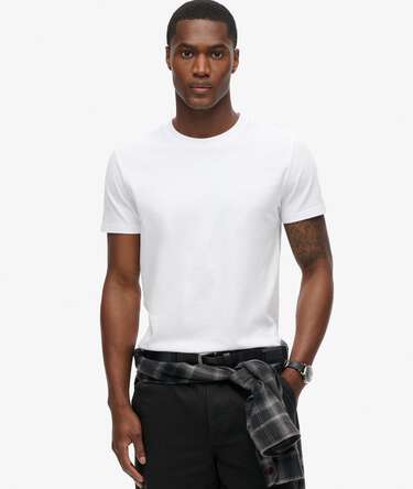 Essential Logo T-Shirt